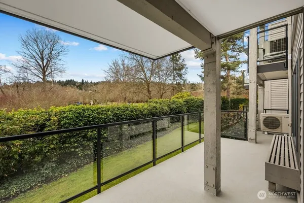 $899,500 | 6121 Northeast 175th Street, Unit A202, Kenmore, WA 98028