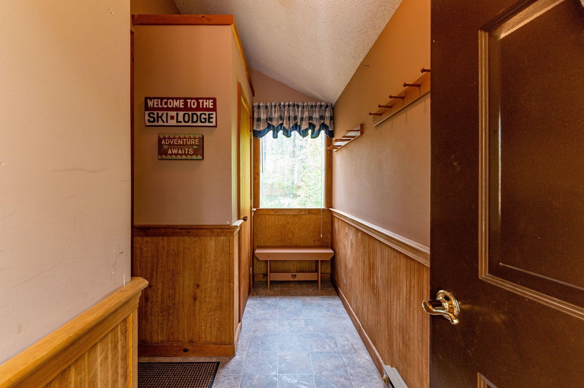 13 Fox Run Road, Unit 13 Bartlett, NH 03845 - Photo 2 of 26