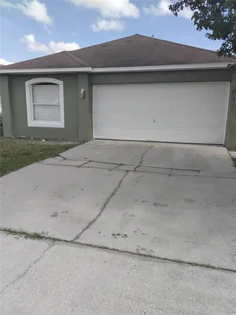 $2,100 | 7632 Harbor Lake Drive, Orlando, FL 32822