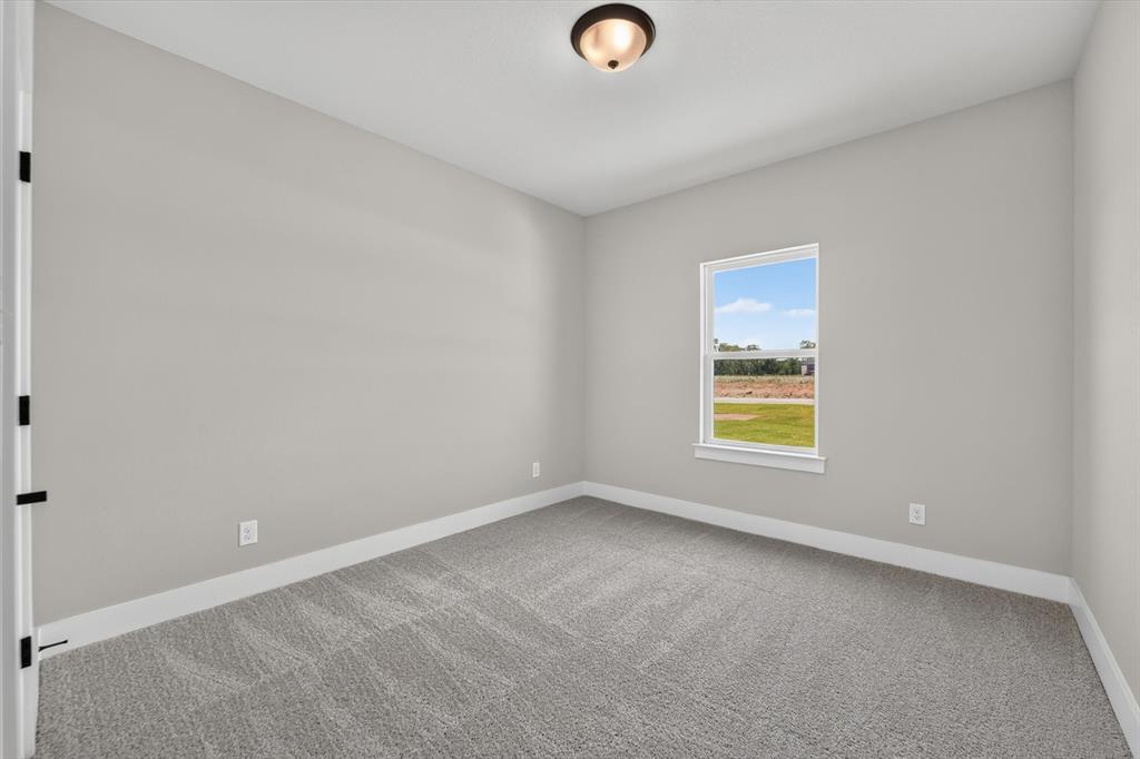 1026 Colt Road Springtown, TX 76082 - Photo 19 of 40 Gallery Image 19