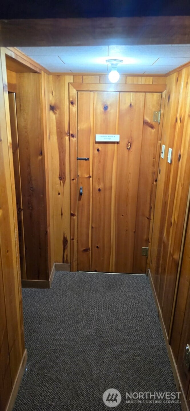 237 C Street Southwest Castle Rock, WA 98611 - Photo 23 of 33 a view of shower