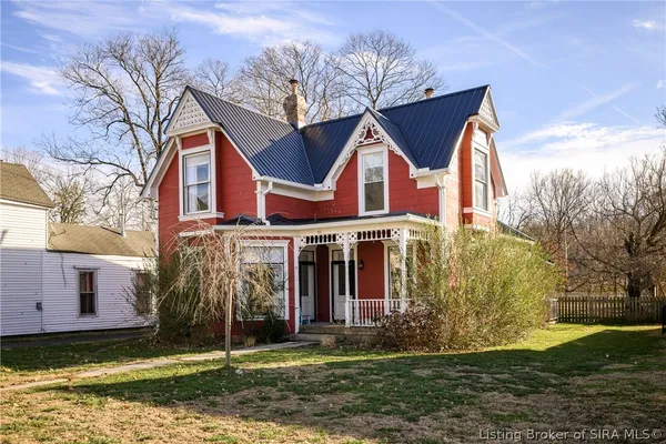 $299,900 | 511 East Chestnut Street, Corydon, IN 47112