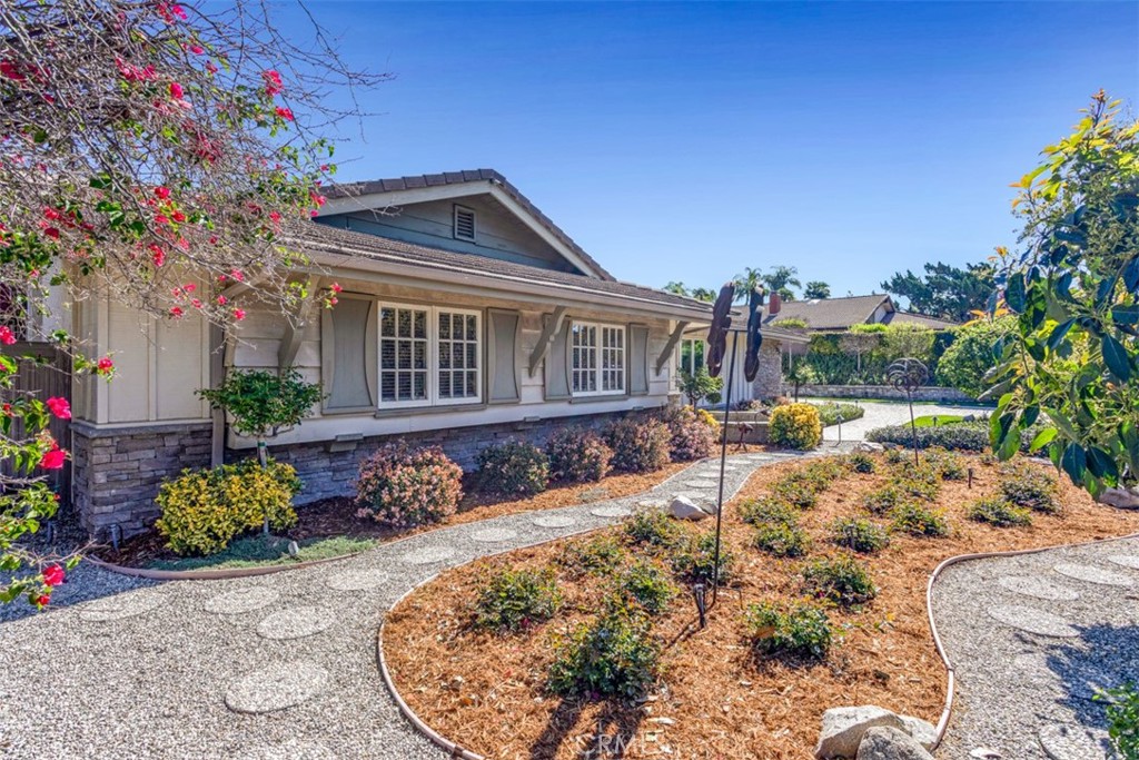 1833 Rancho Tujunga Drive Covina, CA 91724 - Photo 3 of 65