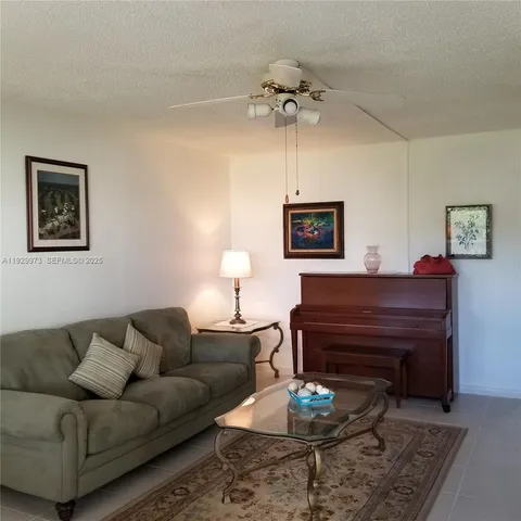$1,750 | 130 Brighton Drive, Unit D, Boca Raton, FL 33434