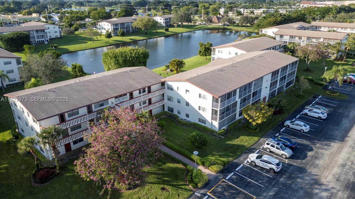 130 Brighton Drive, Unit D Boca Raton, FL 33434 - Photo 30 of 39