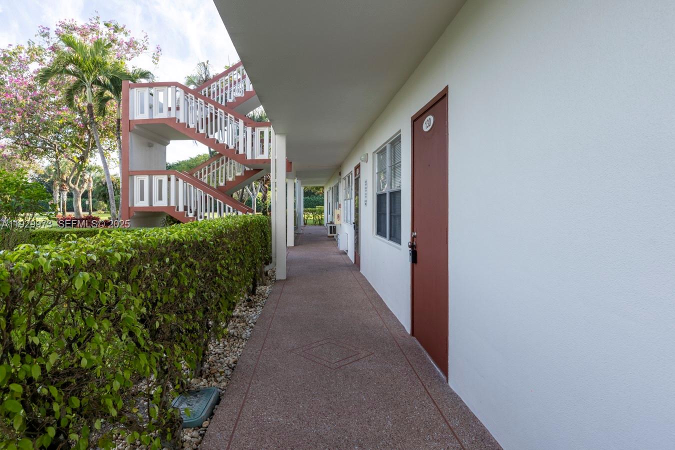 130 Brighton Drive, Unit D Boca Raton, FL 33434 - Photo 32 of 39