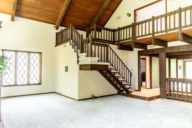 $1 | 26266 East Co Road 700 North, Easton, IL 62633