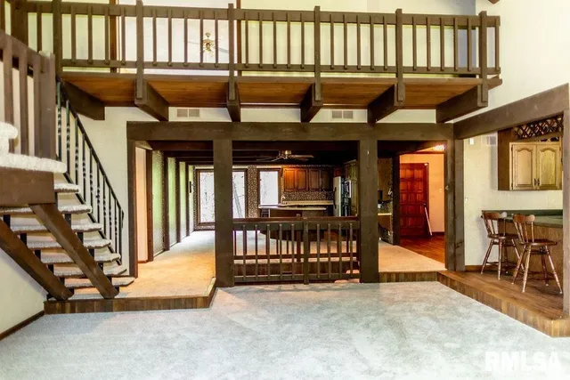 $1 | 26266 East Co Road 700 North, Easton, IL 62633