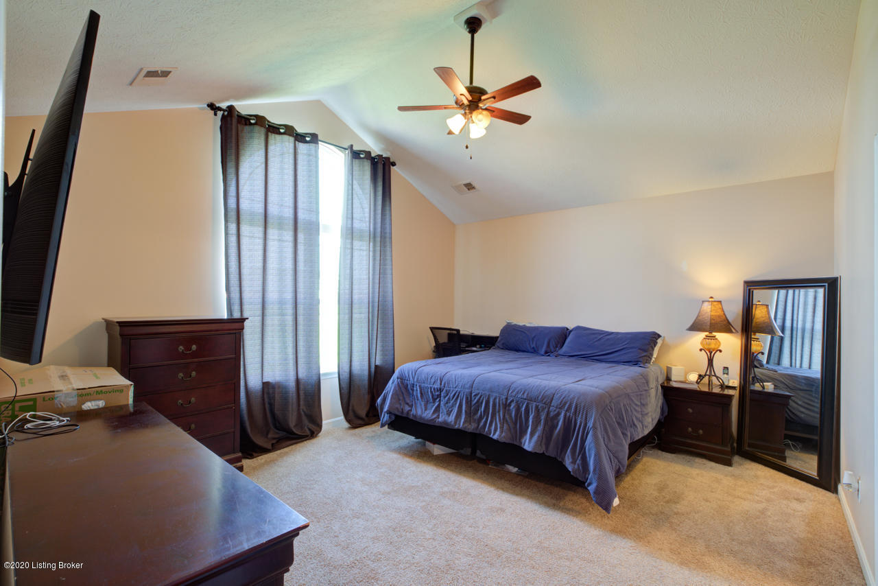 726 Cameron Ridge Road Shepherdsville, KY 40165 - Photo 13 of 35 726_Cameron_Ridge_Rd-13