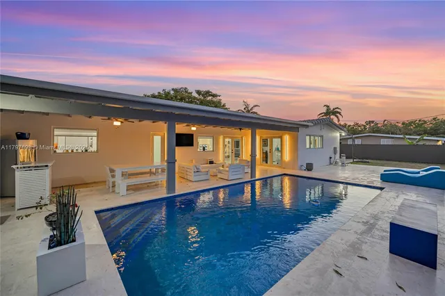 $1,099,000 | 8501 Southwest 142nd Street, Palmetto Bay, FL 33158