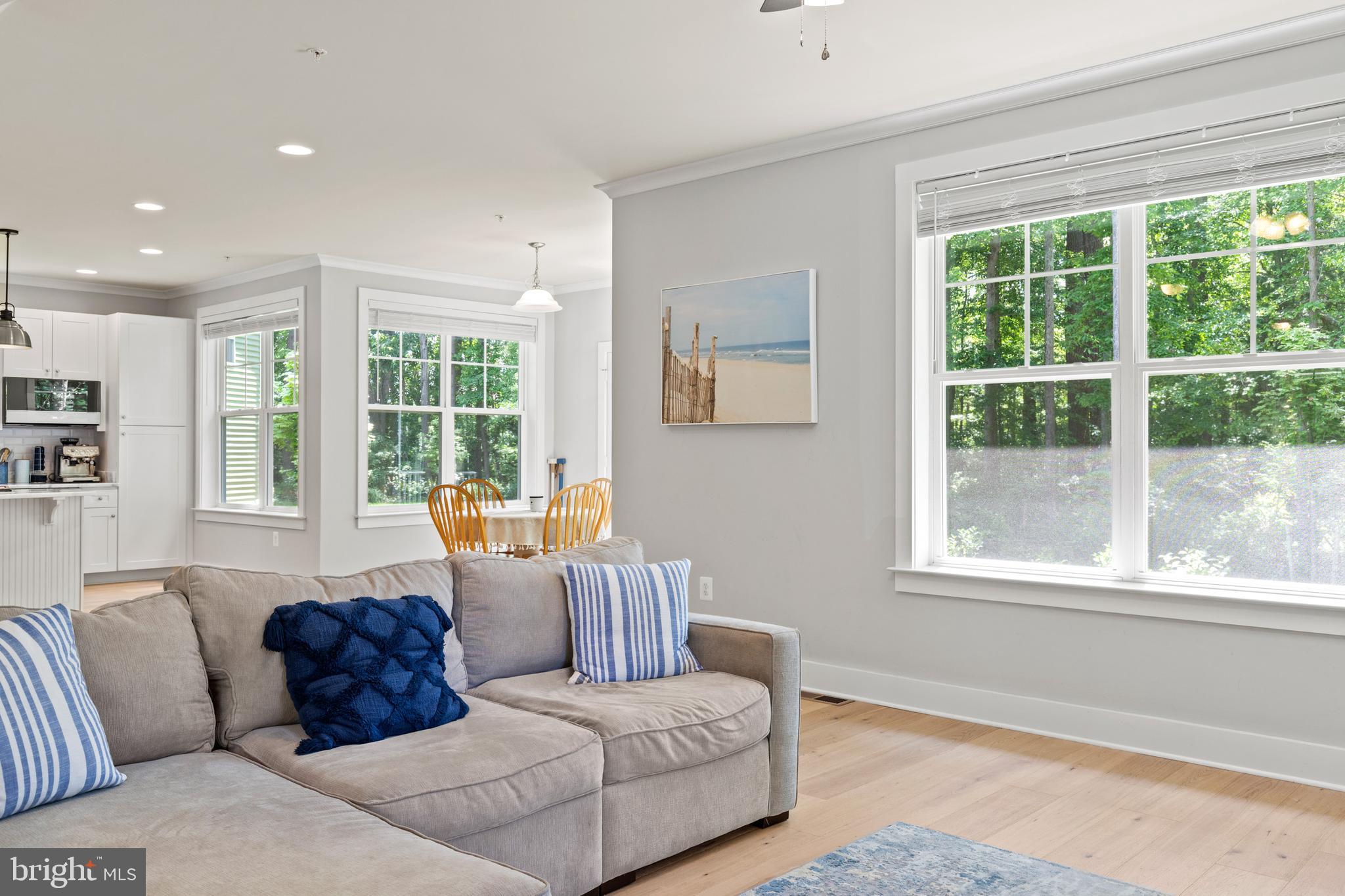 941 Marzoff Road Deale, MD 20751 - Photo 15 of 55 Living room