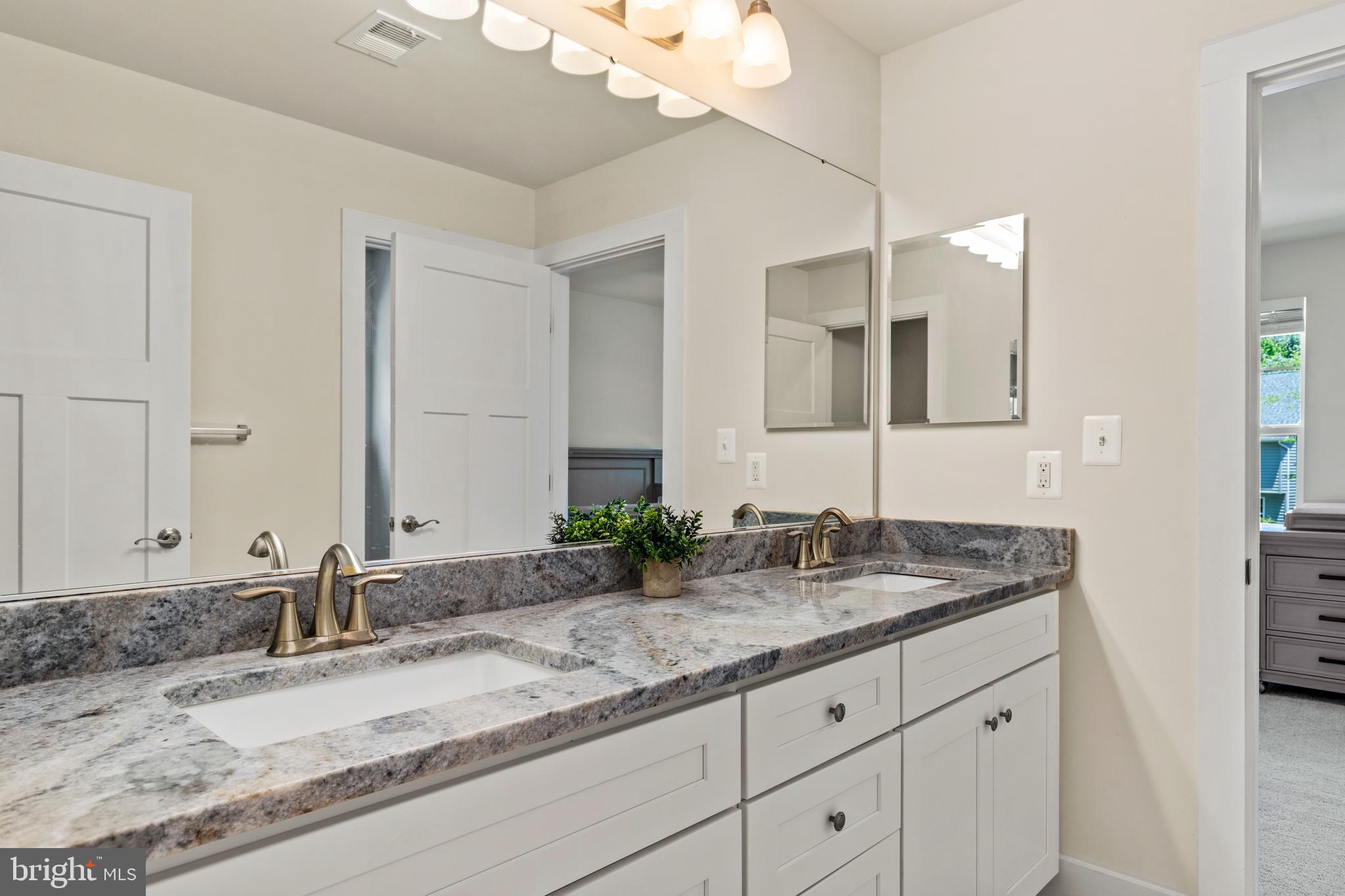 941 Marzoff Road Deale, MD 20751 - Photo 32 of 55 Jack & Jill full bath