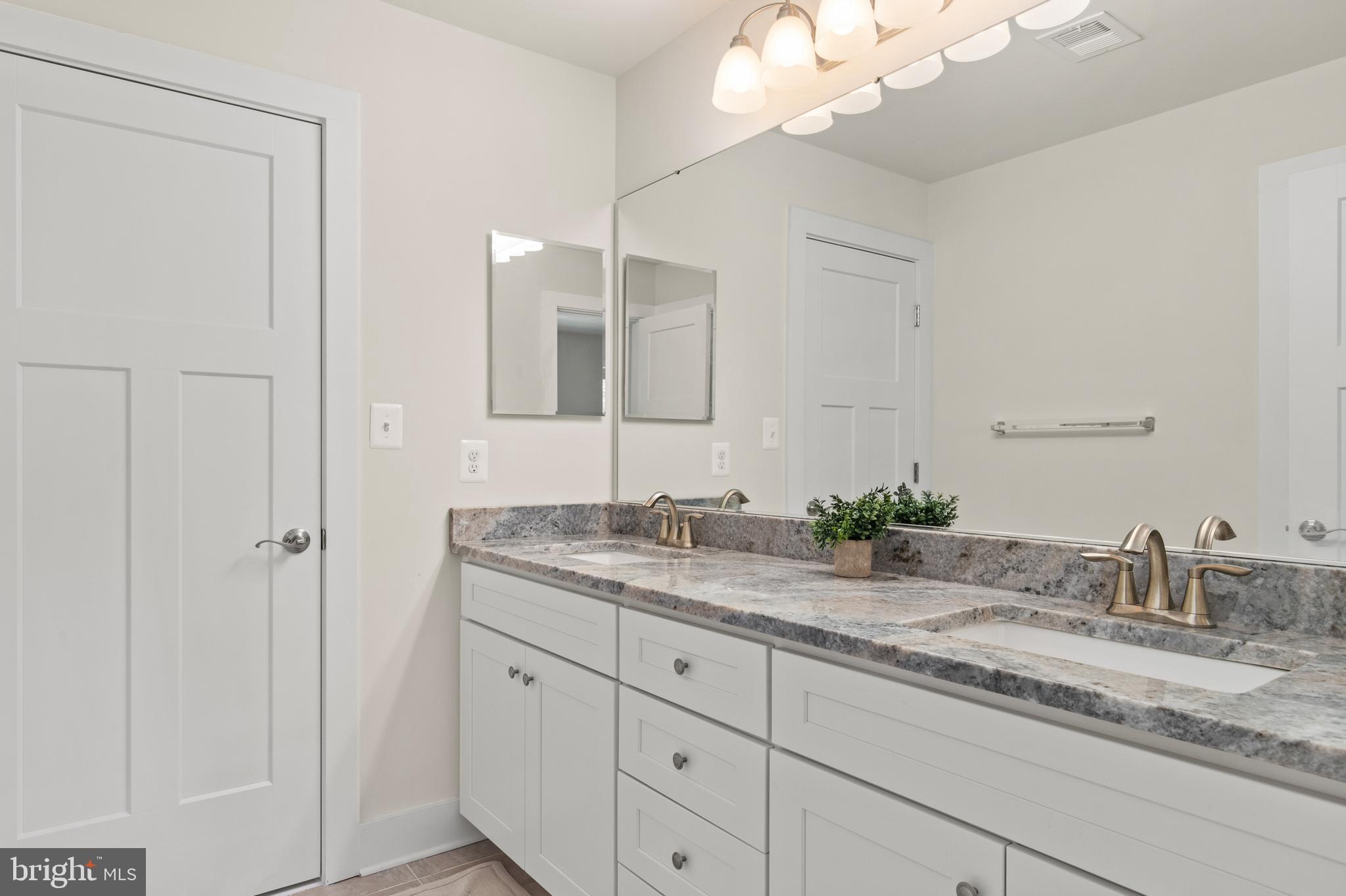 941 Marzoff Road Deale, MD 20751 - Photo 33 of 55 Jack & Jill full bath