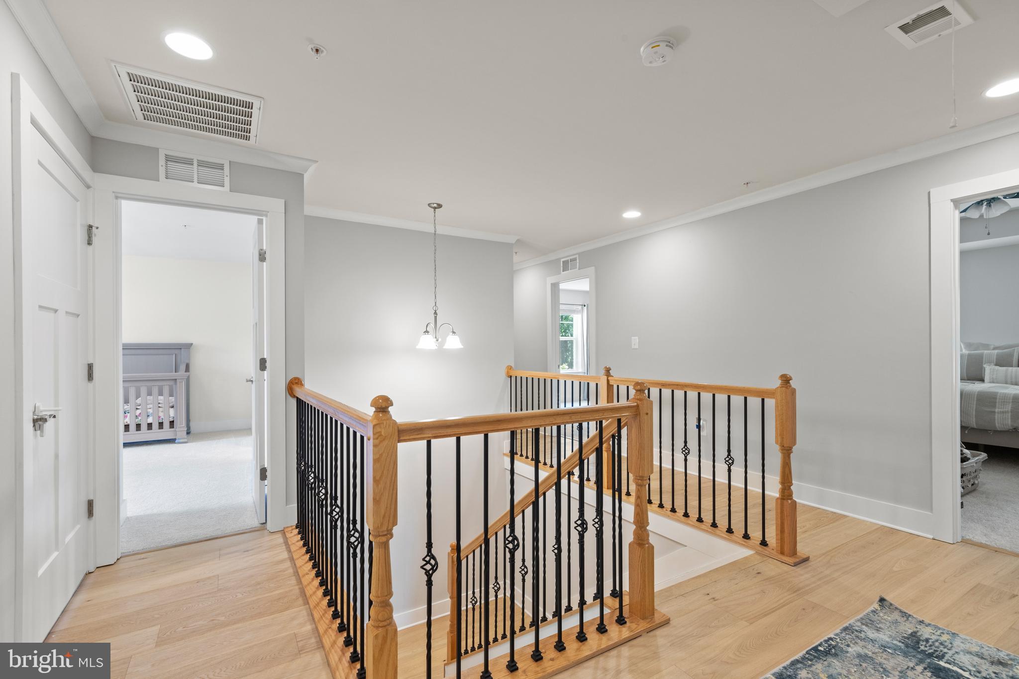 941 Marzoff Road Deale, MD 20751 - Photo 39 of 55 Upper level landing