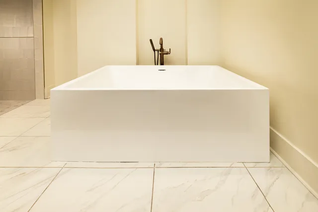 $5,000 | 4167 Meade Village Cove, Memphis, TN 38117