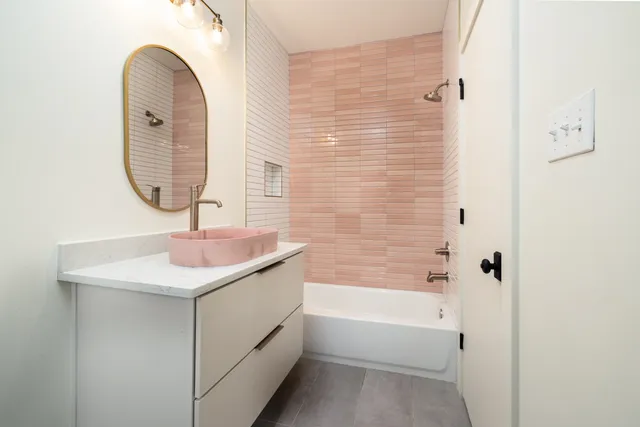 $5,000 | 4167 Meade Village Cove, Memphis, TN 38117