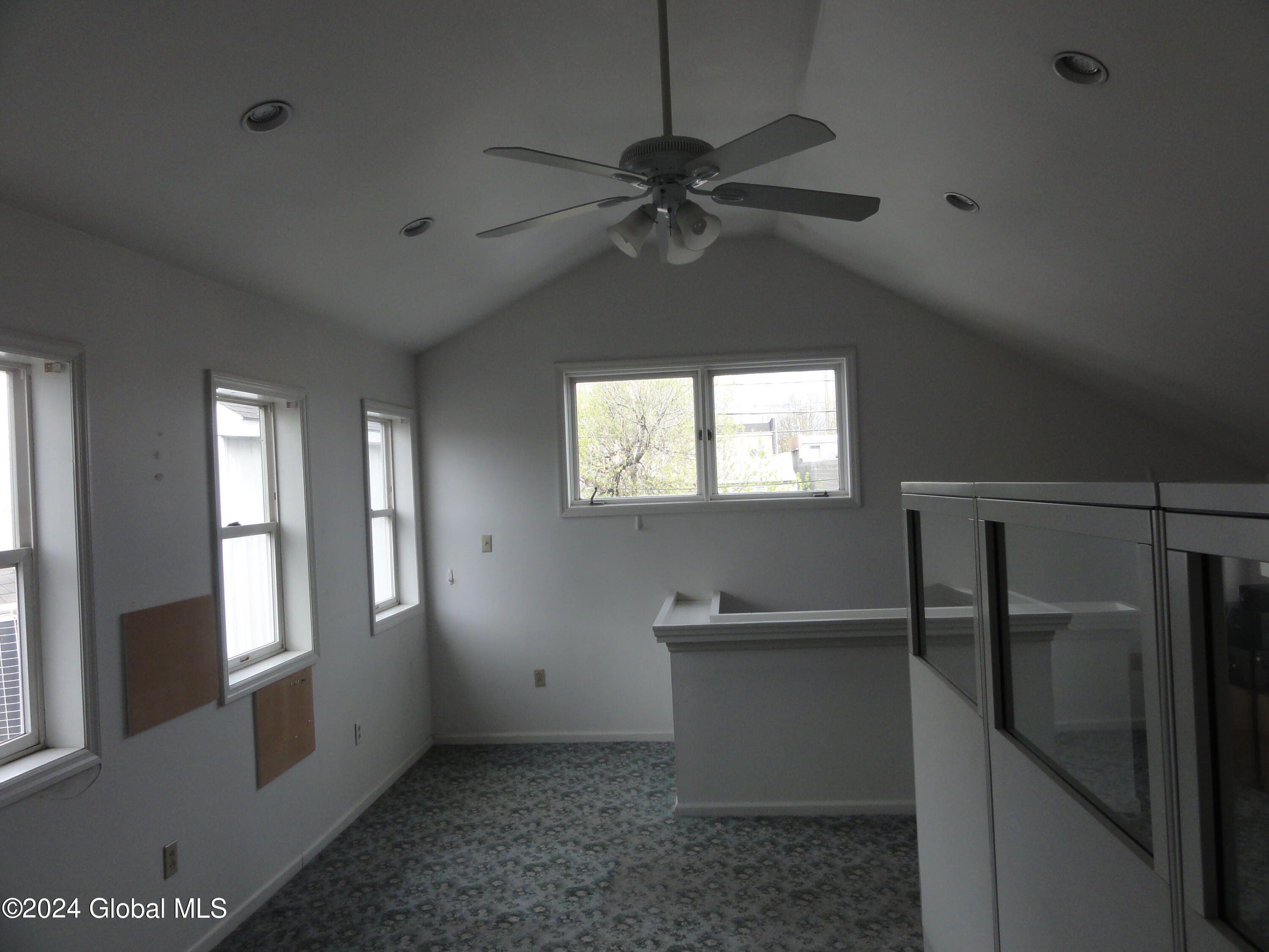 87 Washington Street Rensselaer, NY 12144 - Photo 7 of 16 DSC04823