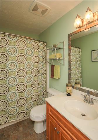 643 Cedar Grove Road Lebanon, TN 37087 - Photo 18 of 20 Full Bathroom