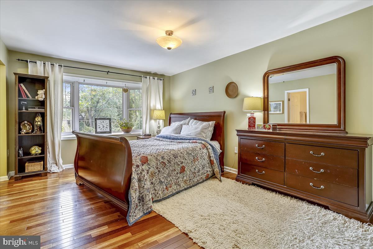 802 Tapawingo Road Southwest Vienna, VA 22180 - Photo 21 of 53 Bright Master bedroom with gorgeous bay window