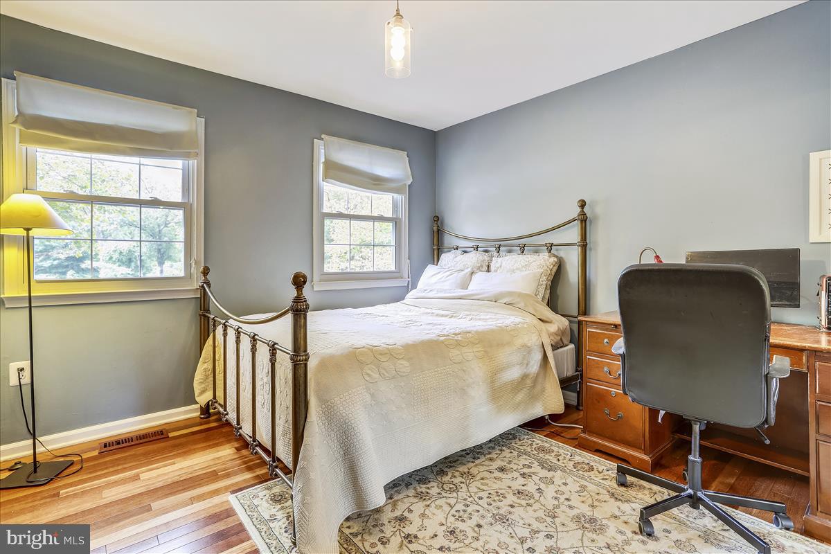 802 Tapawingo Road Southwest Vienna, VA 22180 - Photo 26 of 53 Gallery Image 26