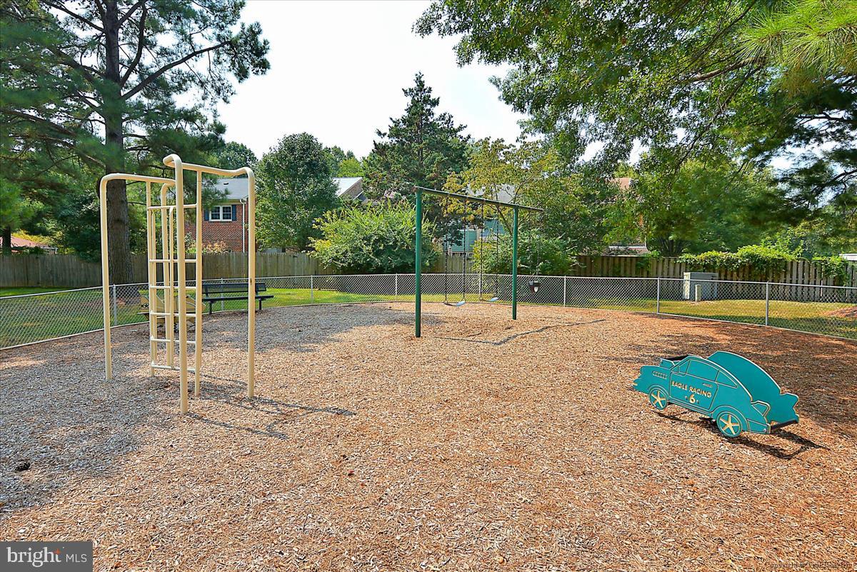 802 Tapawingo Road Southwest Vienna, VA 22180 - Photo 48 of 53 Nottaway Park playground