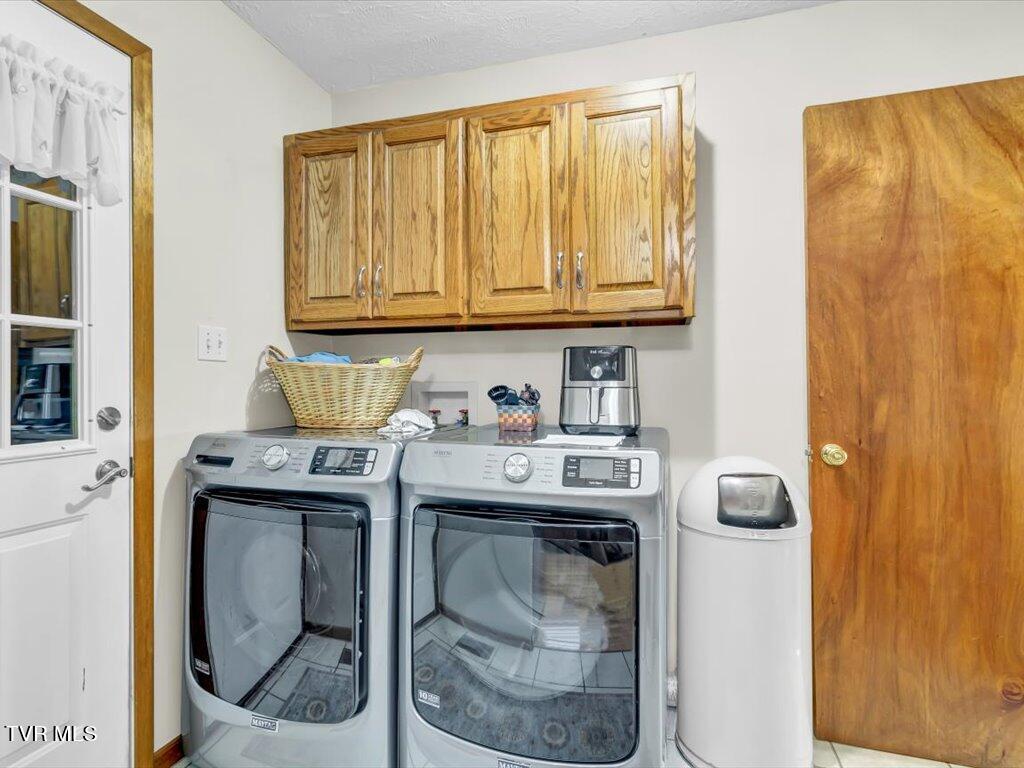 220 Shane Lane Bean Station, TN 37708 - Photo 18 of 37 220 Shane Ln - 18