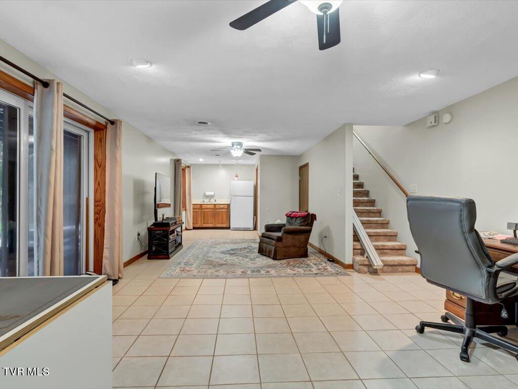 220 Shane Lane Bean Station, TN 37708 - Photo 19 of 37 220 Shane Ln - 19