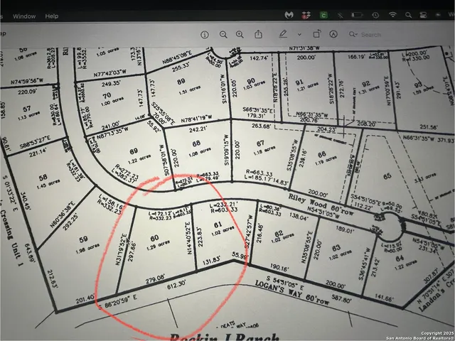 a view of a bunch of room