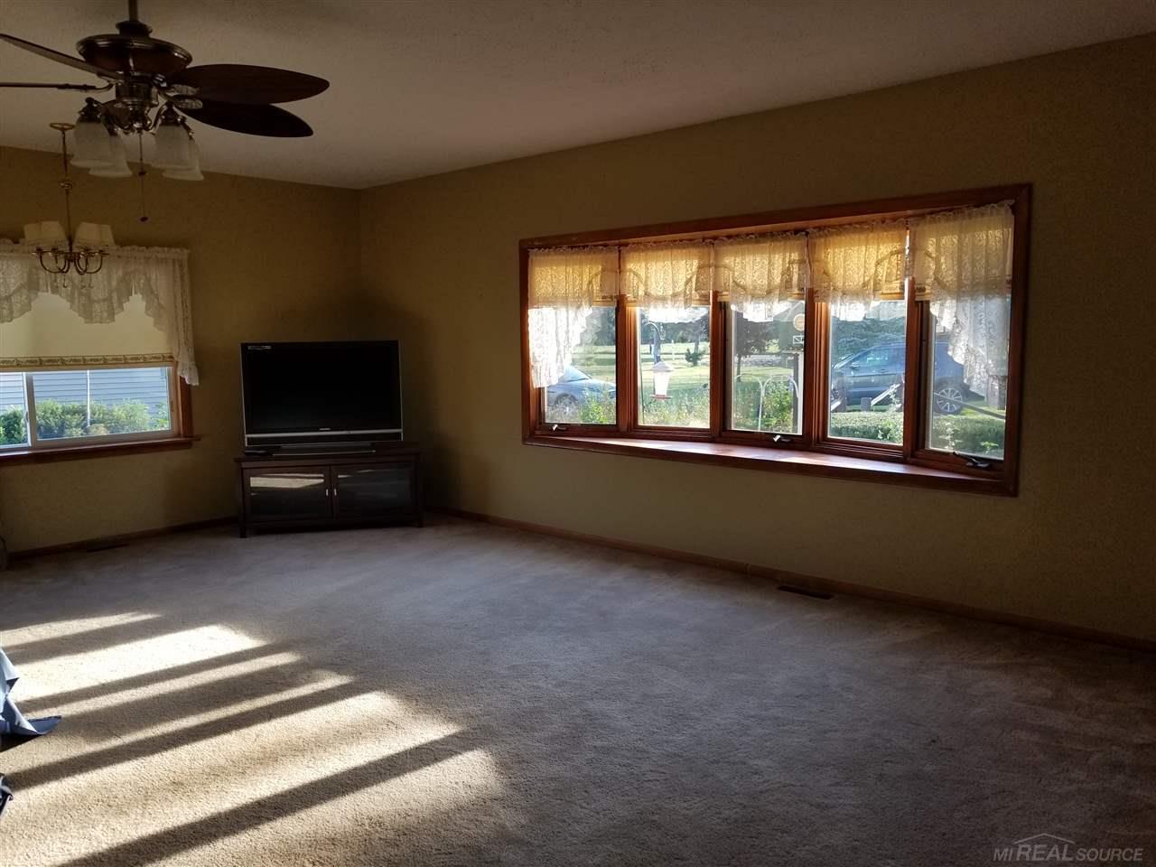 7908 Mowerson Road Melvin, MI 48454 - Photo 12 of 44 31354628-11.JPG