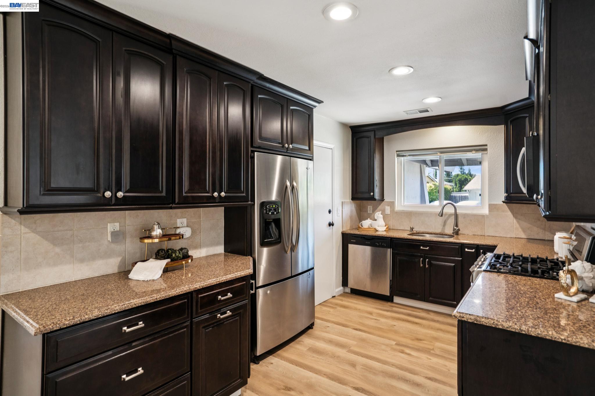 201 Ramon Place San Ramon, CA 94583 - Photo 14 of 56