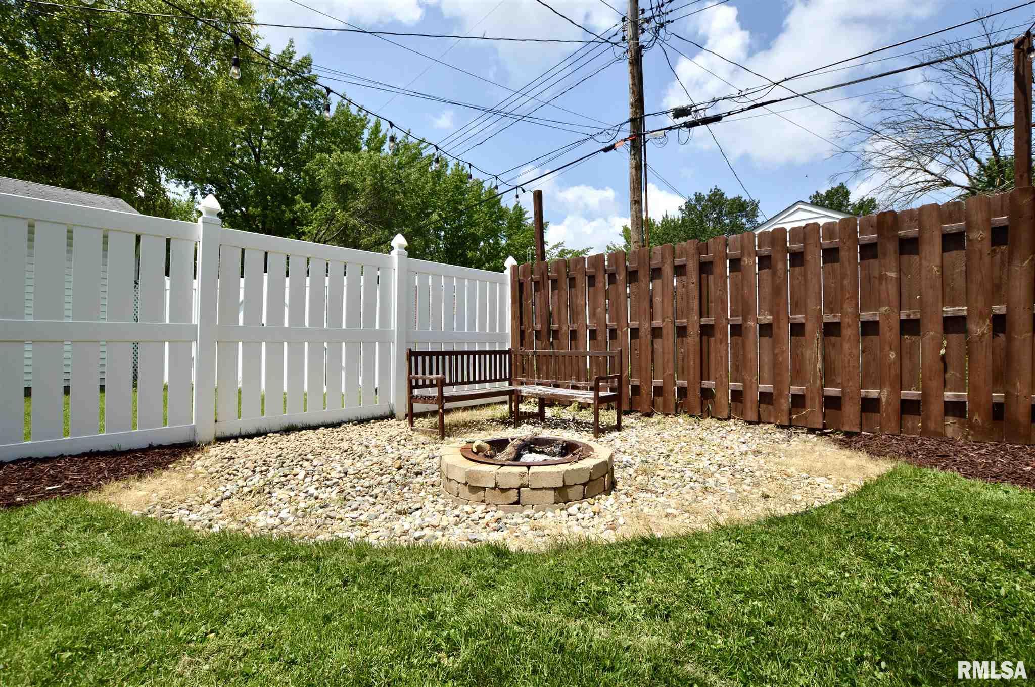 1545 West Cook Street Springfield, IL 62704 - Photo 43 of 45 Gallery Image 43