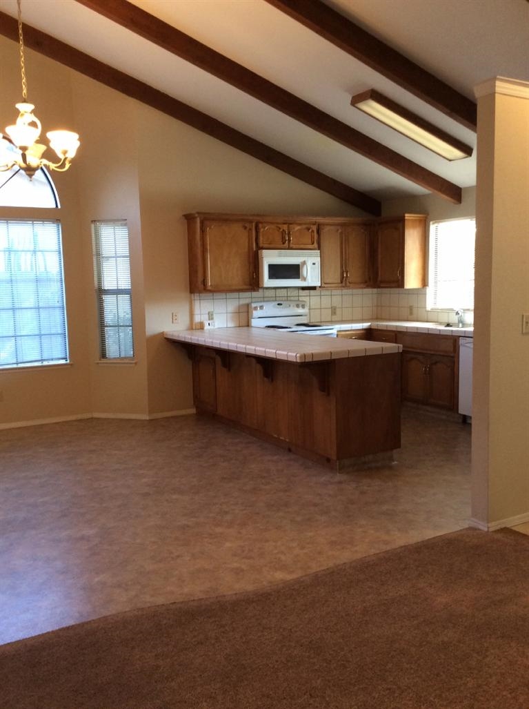 1773 North Church Avenue Reedley, CA 93654 - Photo 9 of 10 Gallery Image 9