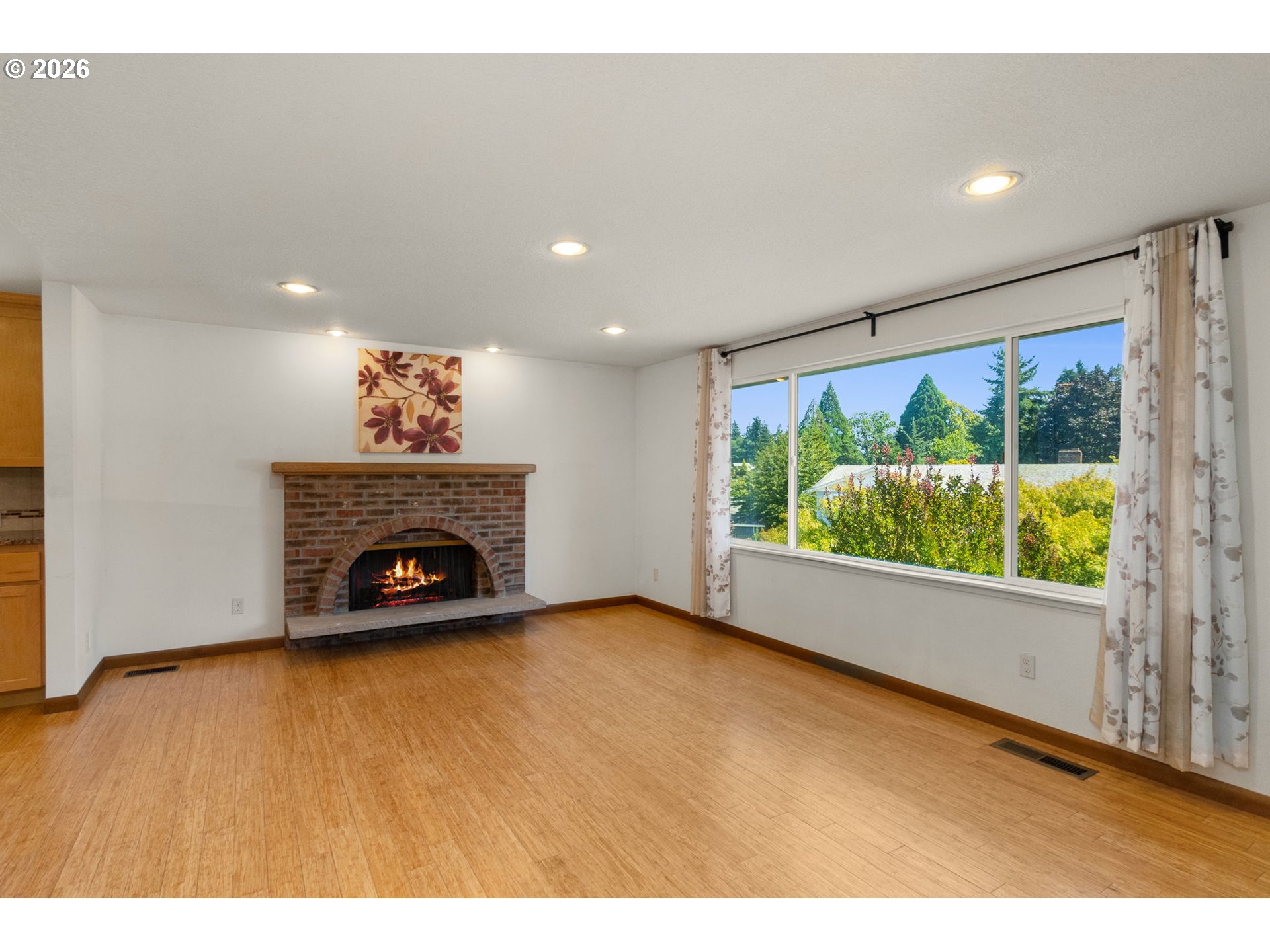 14025 Southwest Rochester Drive Beaverton, OR 97008 - Photo 5 of 37