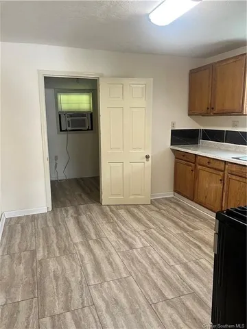 $1,100 | 2403 Elaine Street, Lake Charles, LA 70601