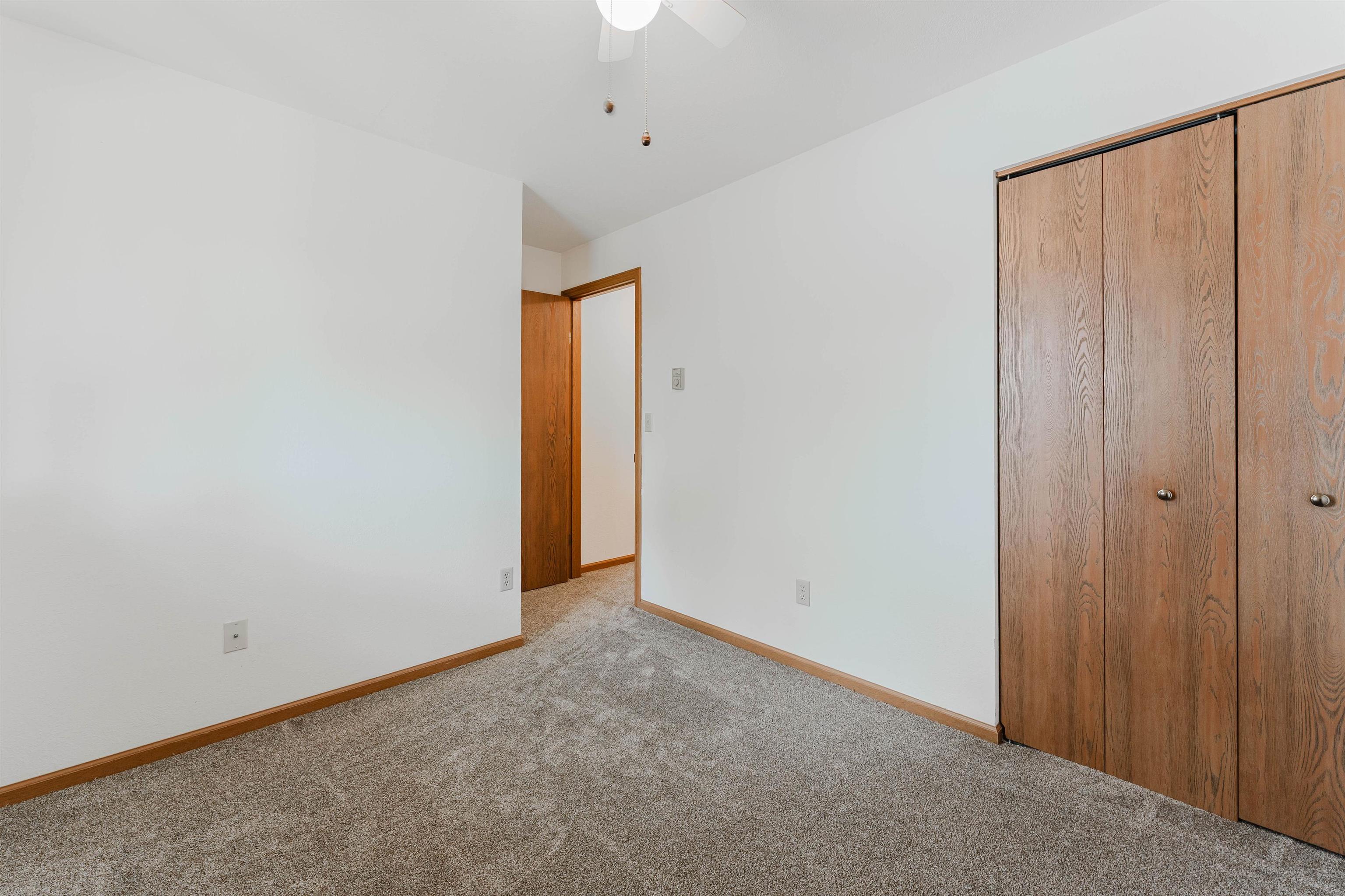 280 North Campbell Road, Unit C Oshkosh, WI 54902 - Photo 13 of 26