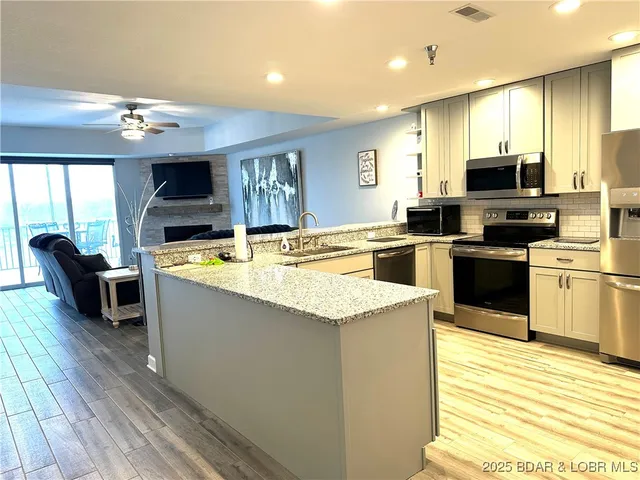 $550,000 | 4800 Eagleview Drive, Unit 4101, Osage Beach, MO 65065