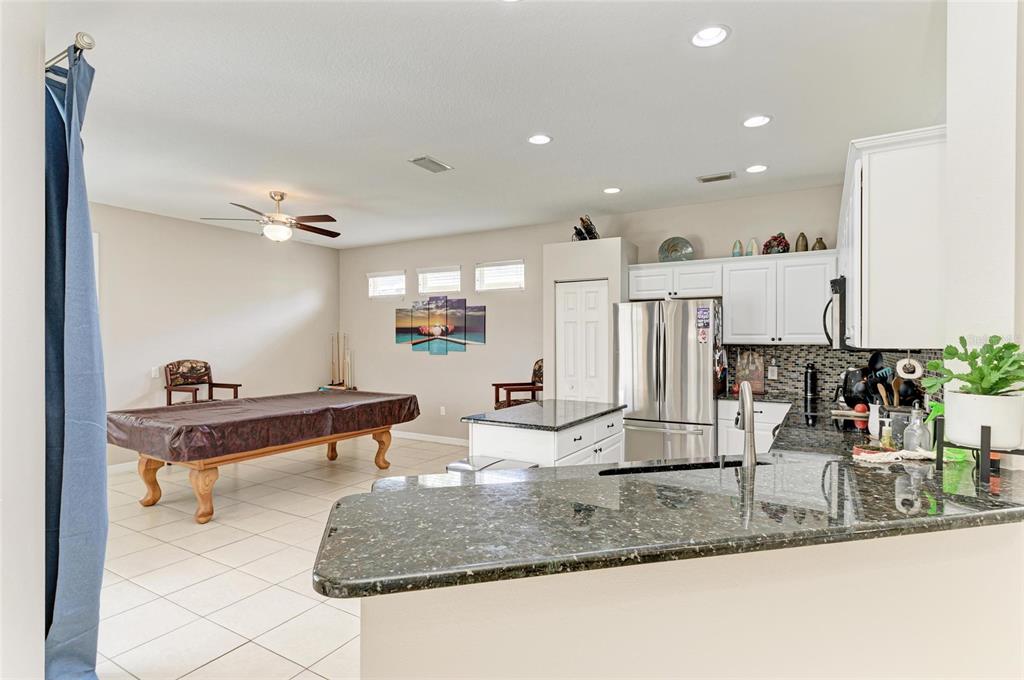 6546 Blue Grosbeak Circle Lakewood Ranch, FL 34202 - Photo 11 of 32