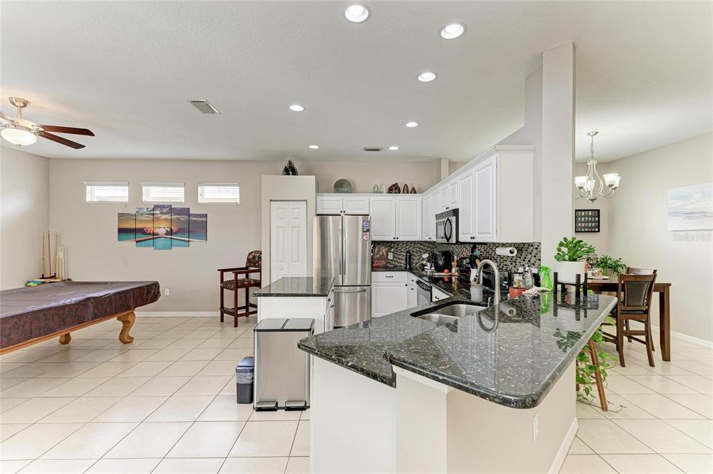 6546 Blue Grosbeak Circle Lakewood Ranch, FL 34202 - Photo 12 of 32