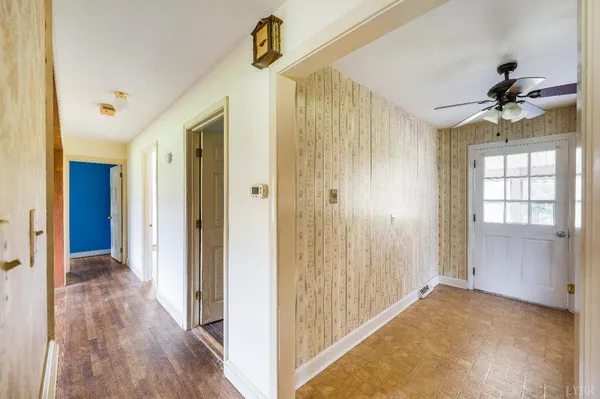 $299,000 | 733 Oakville Road, Appomattox, VA 24522