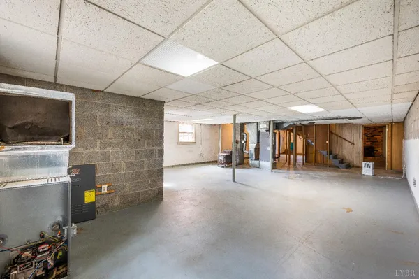 $299,000 | 733 Oakville Road, Appomattox, VA 24522