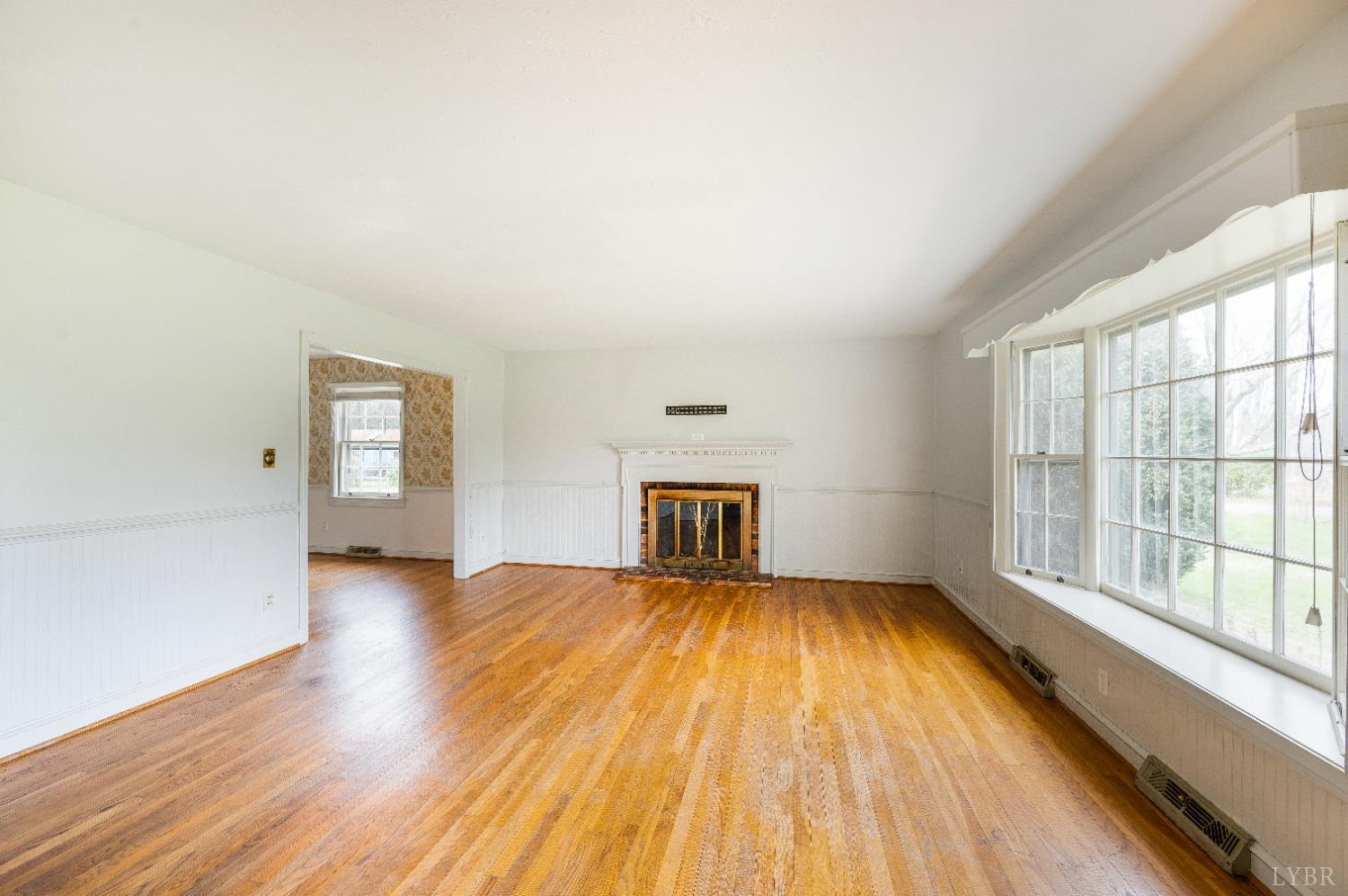 733 Oakville Road Appomattox, VA 24522 - Photo 5 of 63