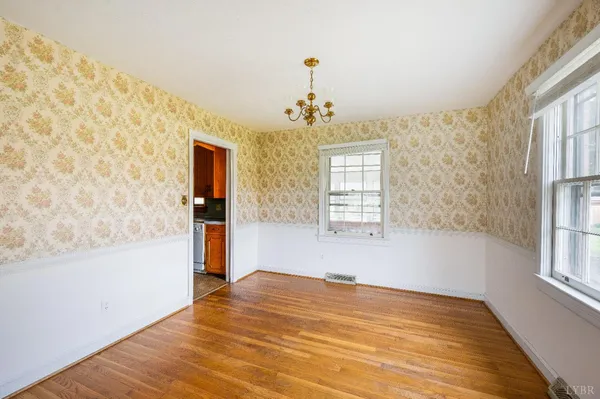 $299,000 | 733 Oakville Road, Appomattox, VA 24522