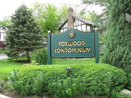 $600,000 | 17 Foxwood Drive, Unit 5, Pleasantville, NY 10570