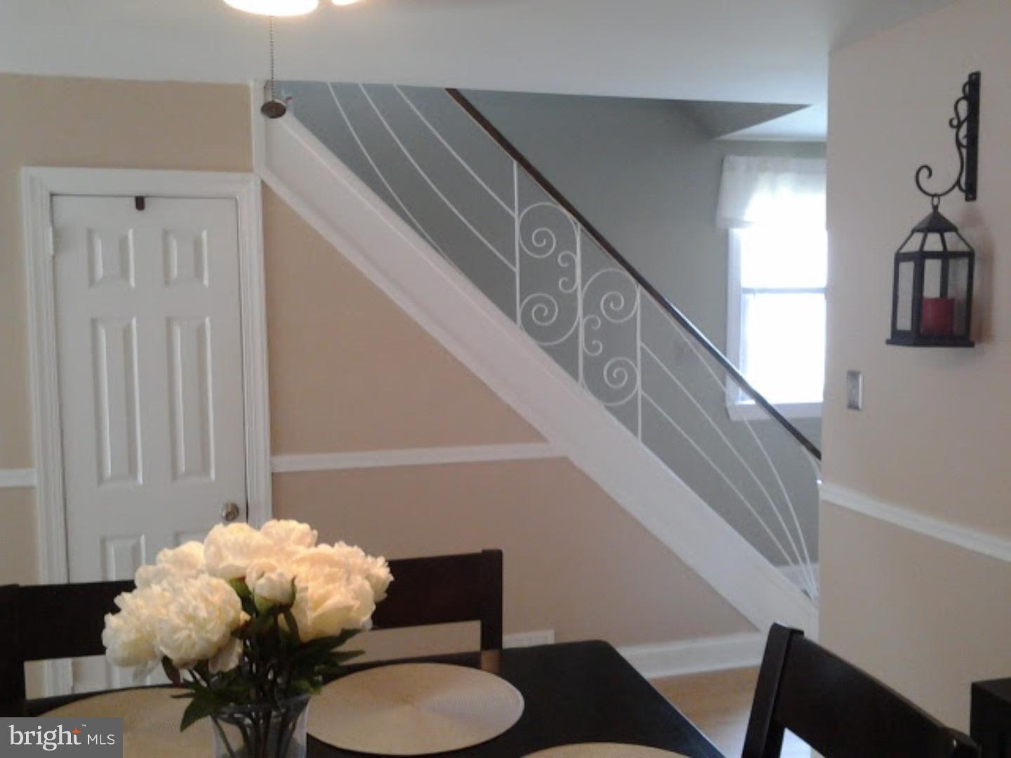 2876 Angus Road Philadelphia, PA 19114 - Photo 16 of 25 Dining Room