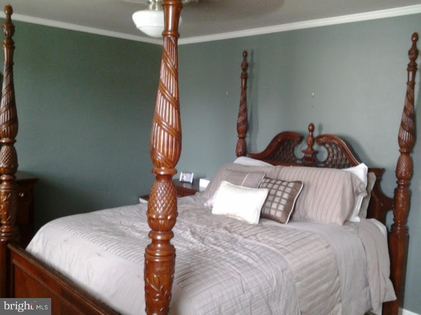 2876 Angus Road Philadelphia, PA 19114 - Photo 20 of 25 Master Bedroom