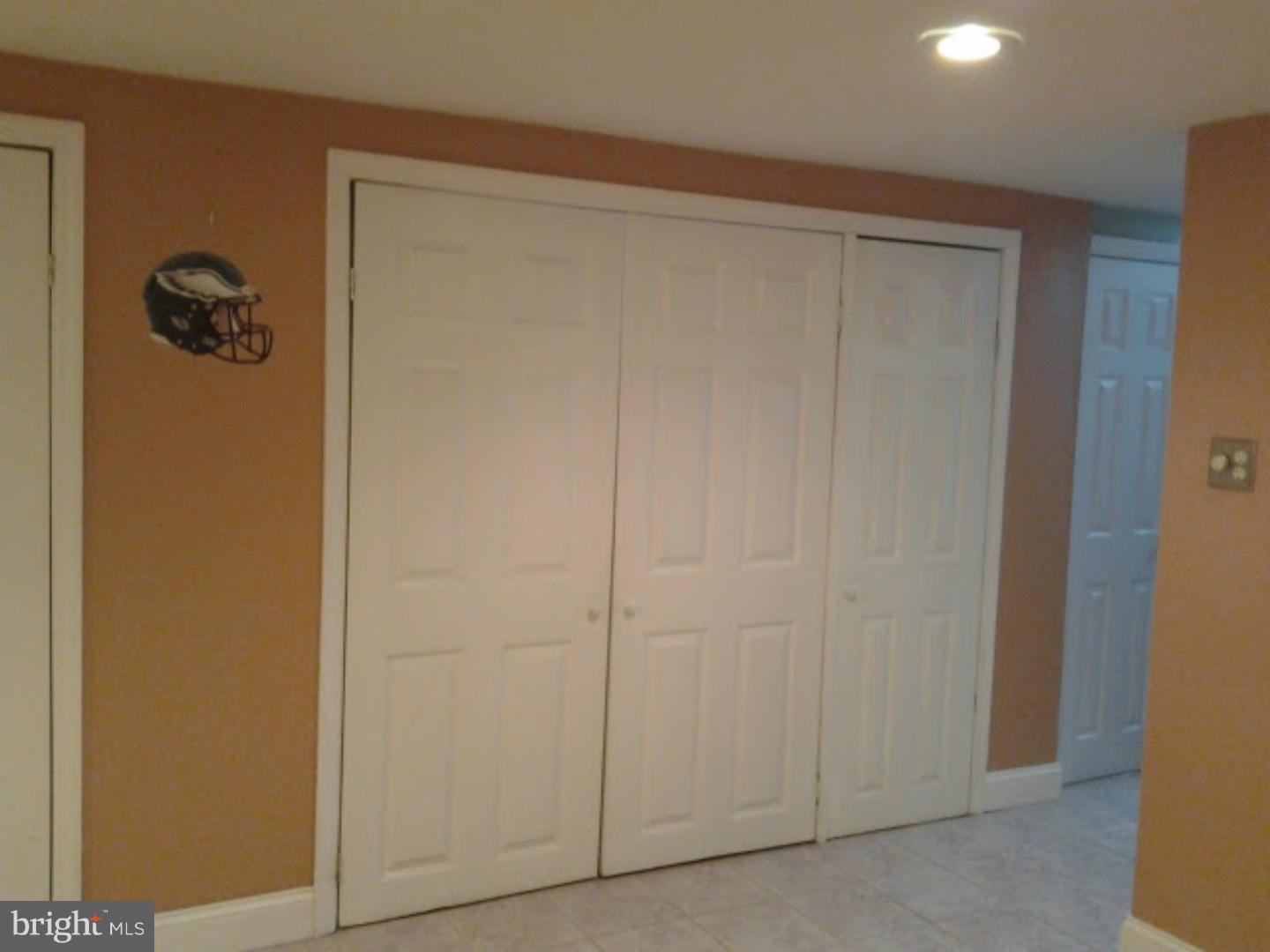 2876 Angus Road Philadelphia, PA 19114 - Photo 23 of 25 Basement - Finished