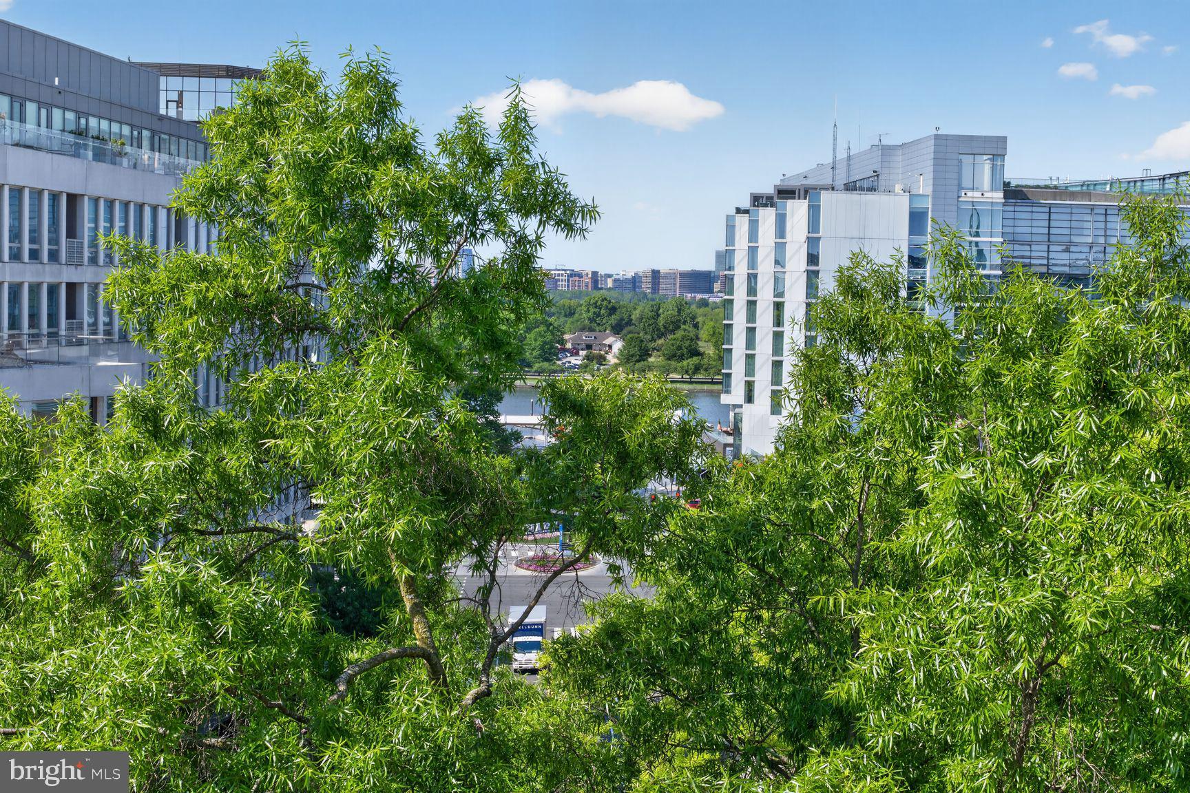 700 7th Street Southwest, Unit 734 Washington, DC 20024 - Photo 9 of 27