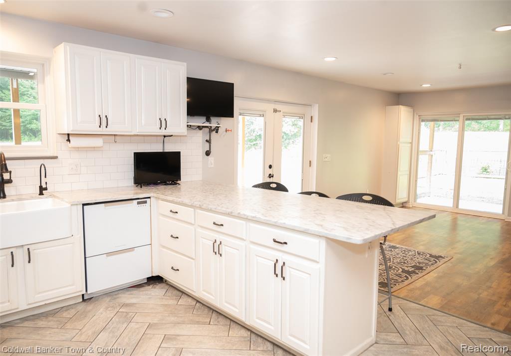 6150 North Fleming Road Fowlerville, MI 48836 - Photo 11 of 23 Gallery Image 11