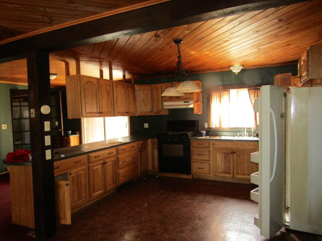 104 Rams Island Road Bowerbank, ME 04426 - Photo 8 of 33 IMG_1328
