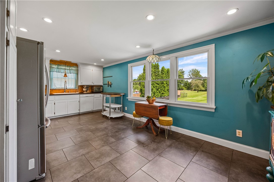 292 Collamer Road Parma, NY 14468 - Photo 9 of 45 Gallery Image 9